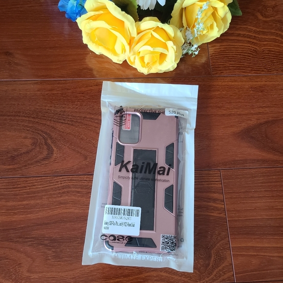 Galaxy S20 Plus Magnet Protective Case with Screen Protector - Picture 1 of 6